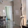 Современный уникальный дизайн теплый белый светильник из алюминия с регулируемой яркостью светодиодный торшер для гостиной и спальни